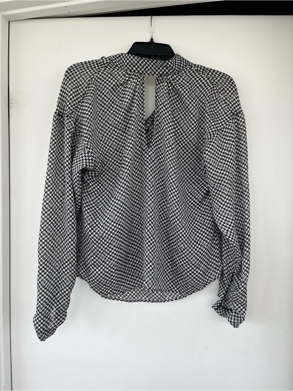 Joie Black & White Houndstooth Mock Neck Long-Sleeve Top - small
